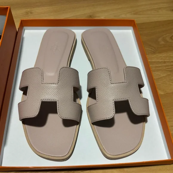 NWT Hermès Epsom Oran Sandals in Rose Porcelaine SZ 40
